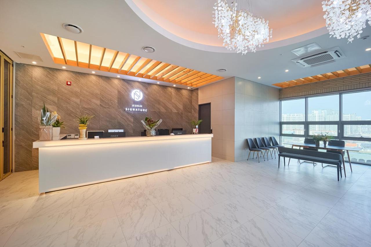 Jeonju Signature Hotel ภายนอก รูปภาพ